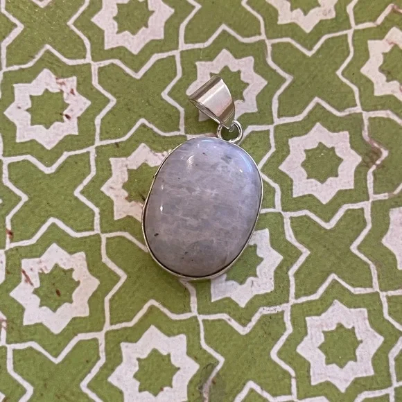 Natural Rainbow Moonstone Oval Sterling Silver Pendant – Iridescent Flash - New - Picture 3 of 5